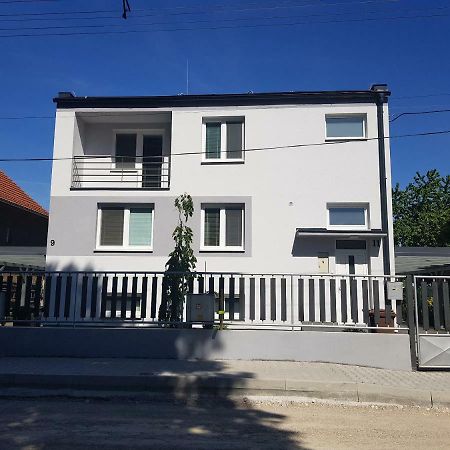 Vip Apartmany Zabnik Prievidza Bagian luar foto